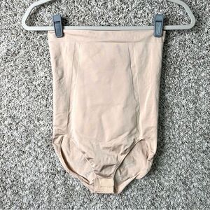 Spanx Tan Nude Haigh Waisted Shapewear Underwear in Size Large